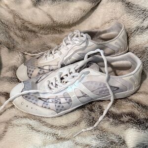 Nfinity Vengeance Cheer Tumbling Shoes